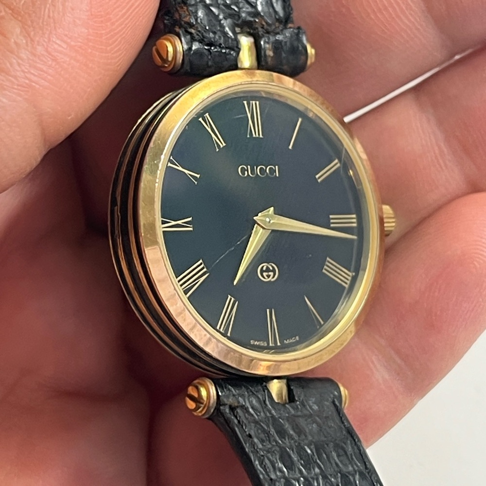 Gucci 2000M stacked Black and Gold Men's Watch - Picture 3 of 15